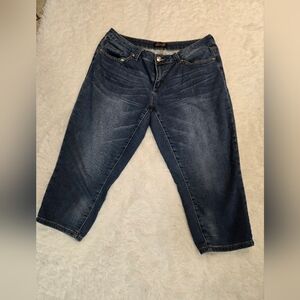 SEVEN WOMEN'S Straight Leg Crop size 14